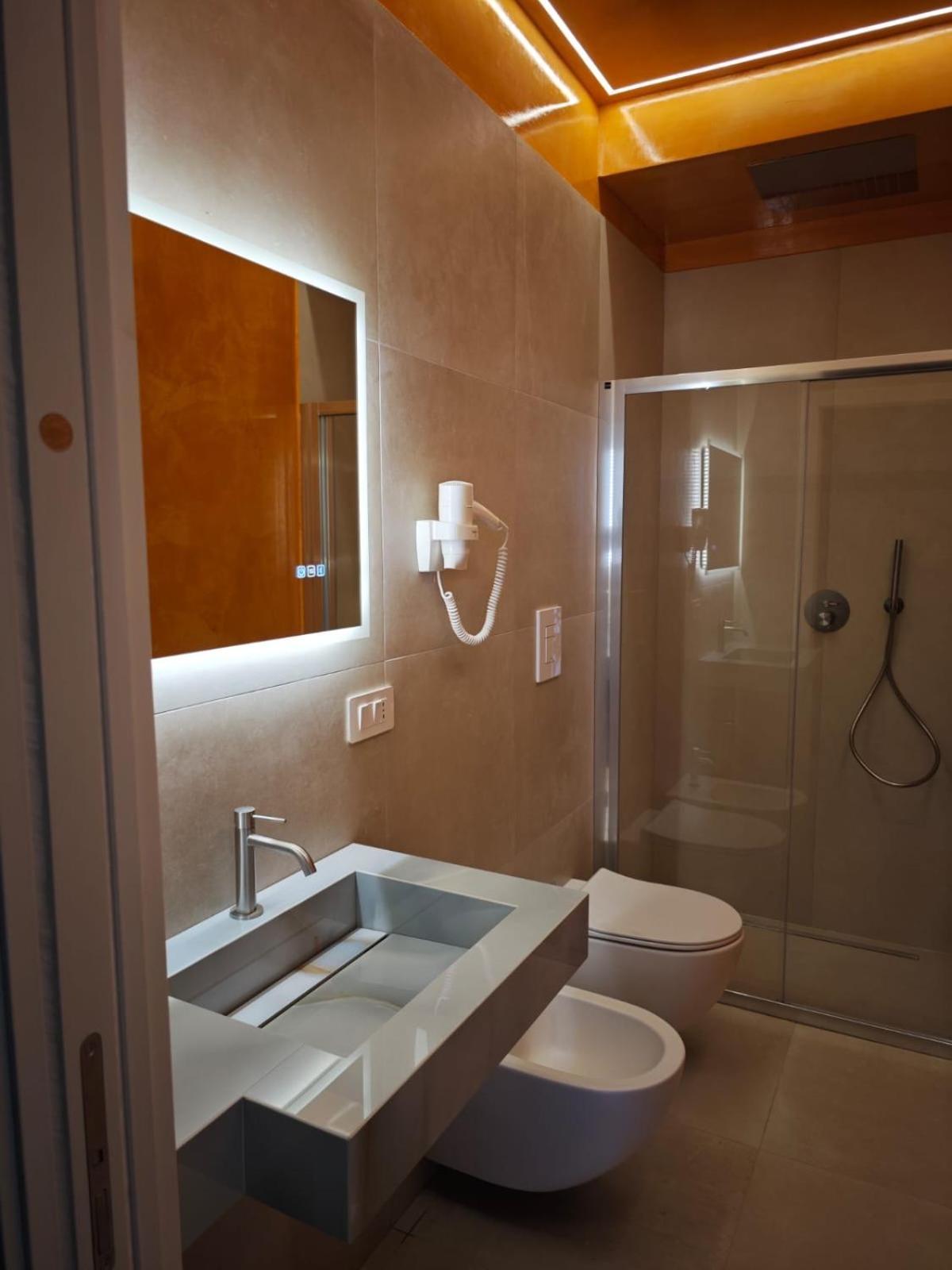 Shanti Rooms & Apartments Castello Bacoli Eksteriør billede